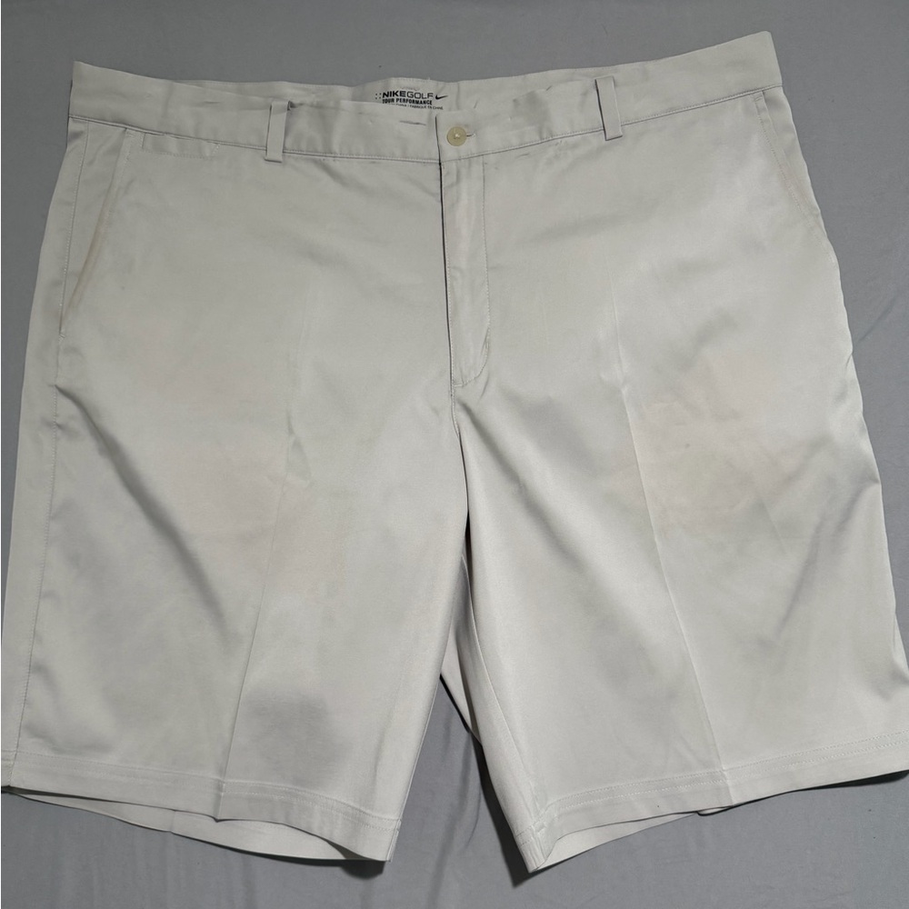NIKE GOLF tour performance dri-fit beige flat front shorts, men's 42